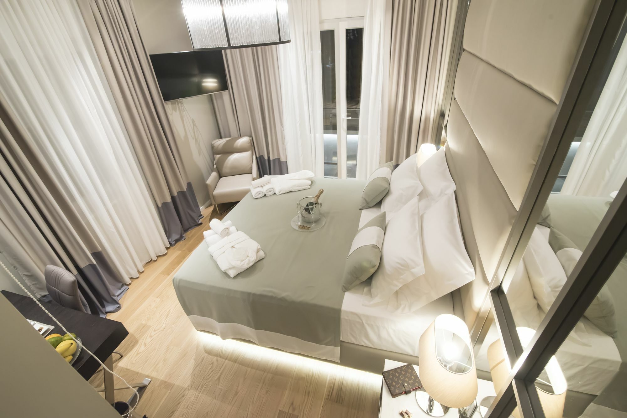 Fortuna Luxury Rooms 1 Split Eksteriør bilde